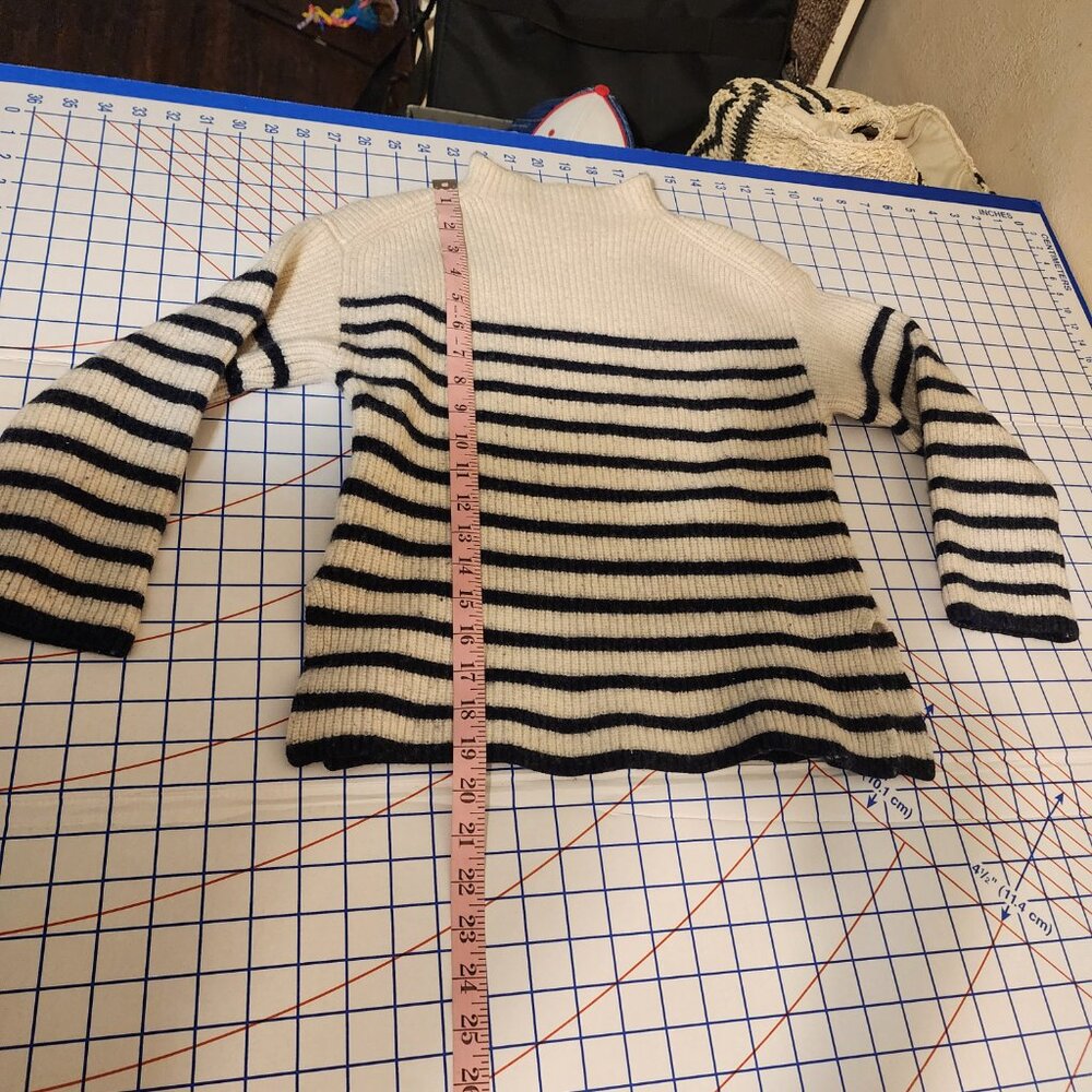 Rails Claudia Sweater Cream & Navy Stripe Nwot Me… - image 2